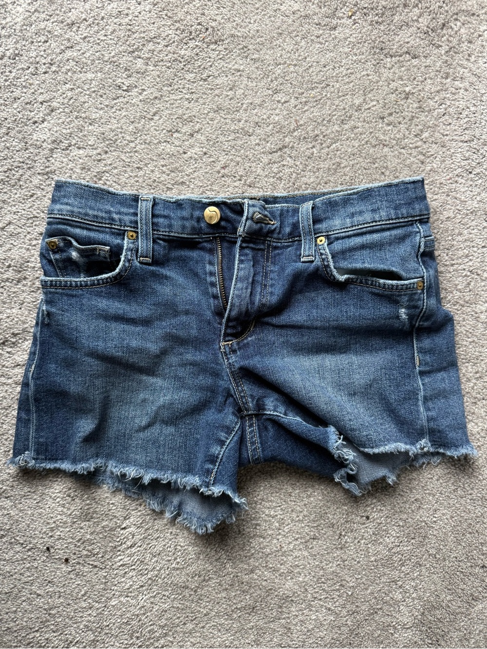 Joe’s Ozzie 4” denim shorts
